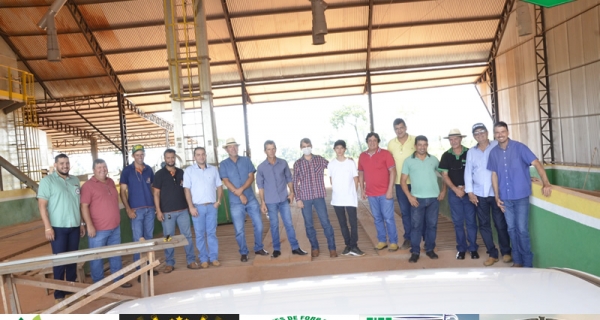 Empresário Zize participa de reunião no distrito Cidade Morena de Aripuanã para tratar sobre MT-183
